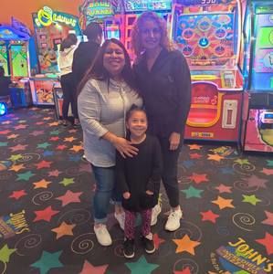 Meet your Posher, Lena